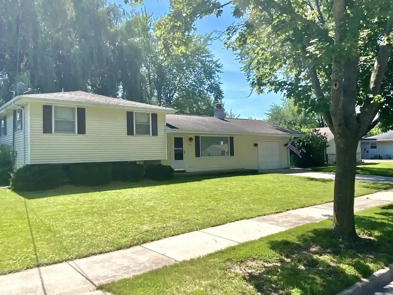 Homes for sale in Menasha, WI | 1129 Alva Street Street, Menasha, WI 54952 | MLS# 50328960