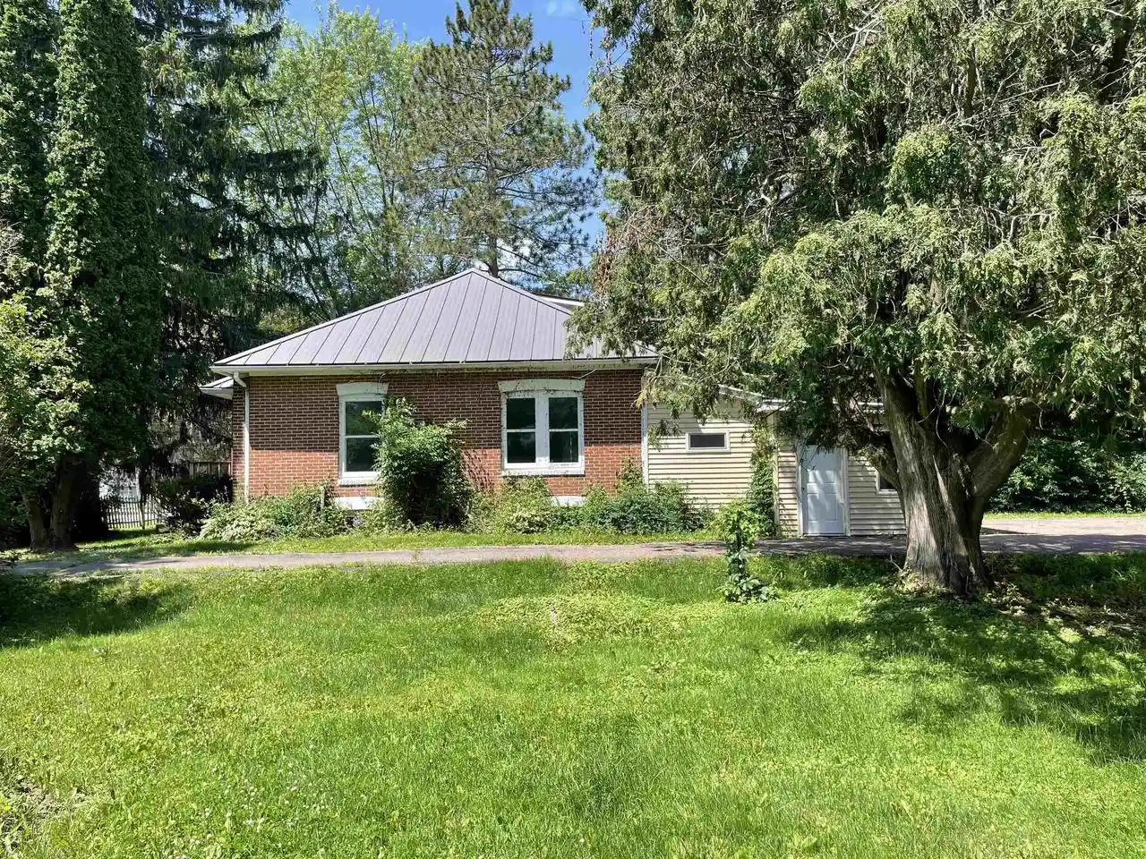 Homes for sale in Withee, WI | 805 E Clover Street Street, Withee, WI 54498 | MLS# 22603233