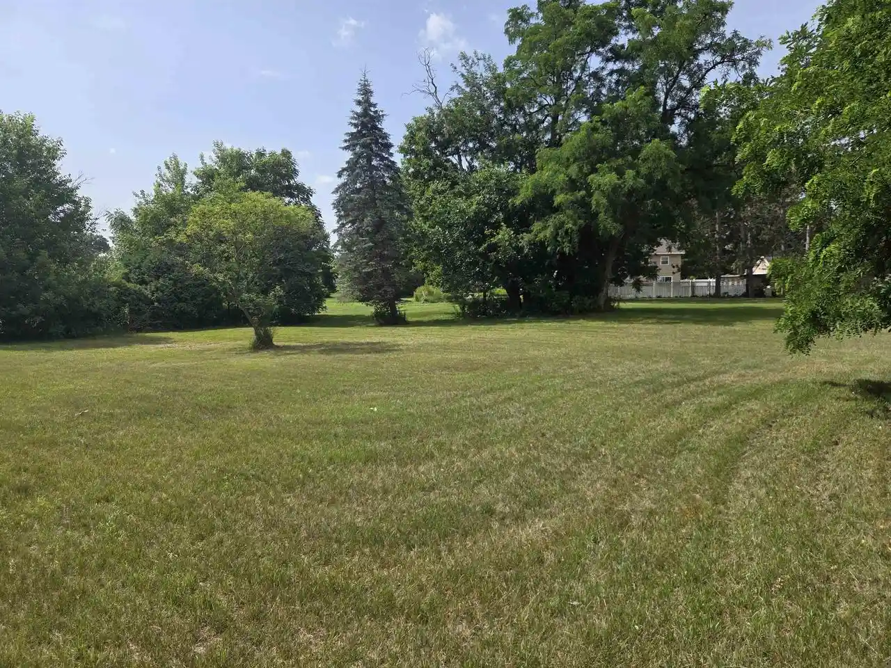 Homes for sale in Endeavor, WI | 447 N River Dr Dr, Endeavor, WI 53930 | MLS# 2027818