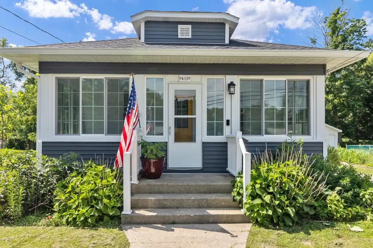 Homes for sale in Williams Bay, WI | 419 W Geneva Street Street, Williams Bay, WI 53191 | MLS# 1971240