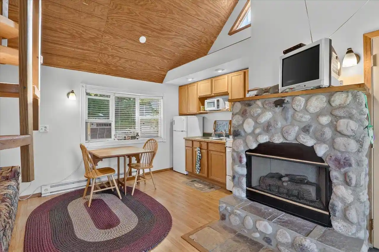 2nd image of W1049 Cottage Road Road, Brodhead, WI 53520 | MLS# 2027822