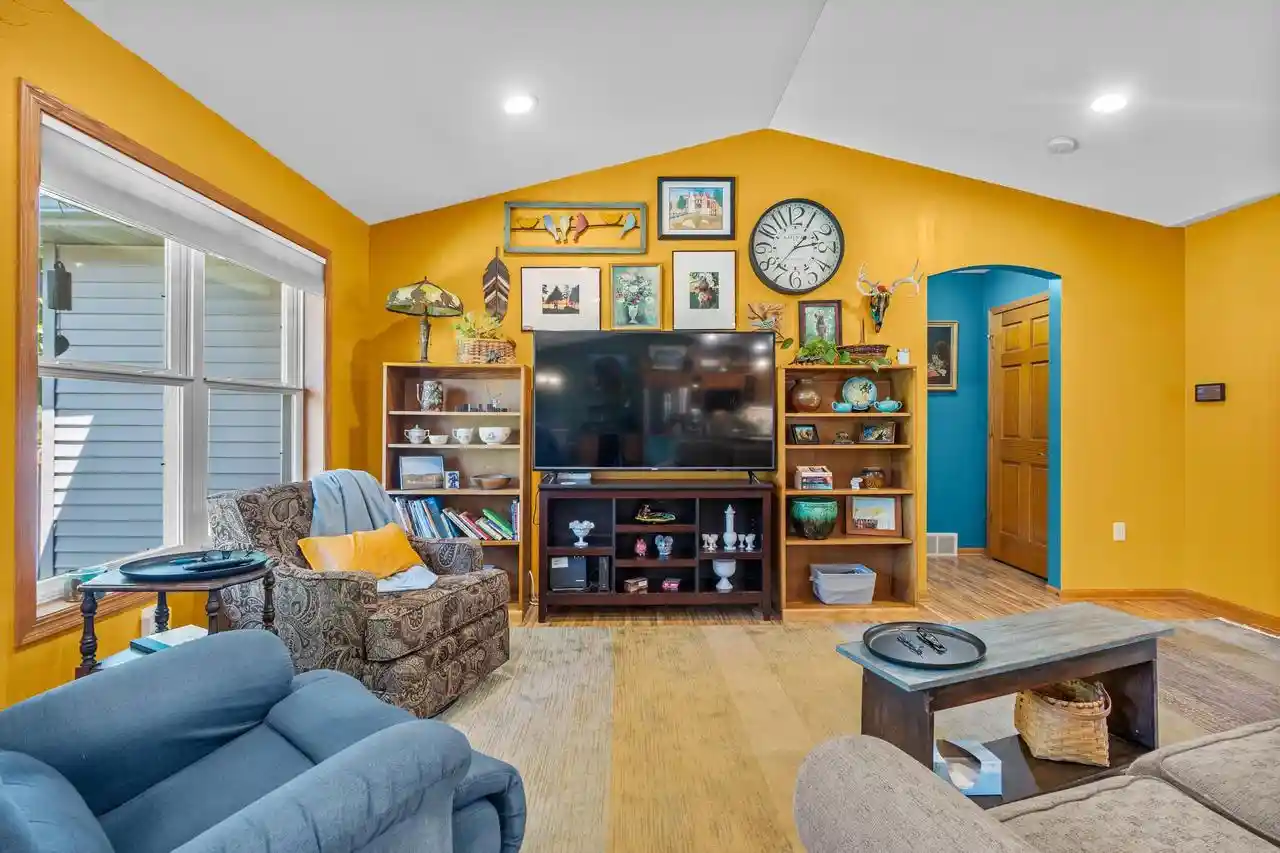 2nd image of 165 Deer Run Dr Dr, Fall River, WI 53932 | MLS# 2027826