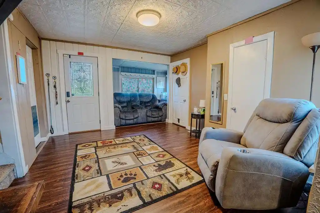 Photo 4 of Sale Pending at 611 9Th Street Street, Baraboo, WI 53913 | MLS# 2027833 | Listing updated on 2026-09-19