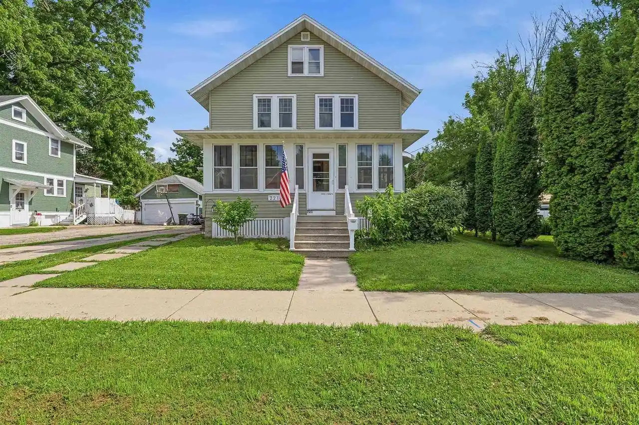 Homes for sale in Beaver Dam, WI | 221 E Third Street Street, Beaver Dam, WI 53916 | MLS# 2027838