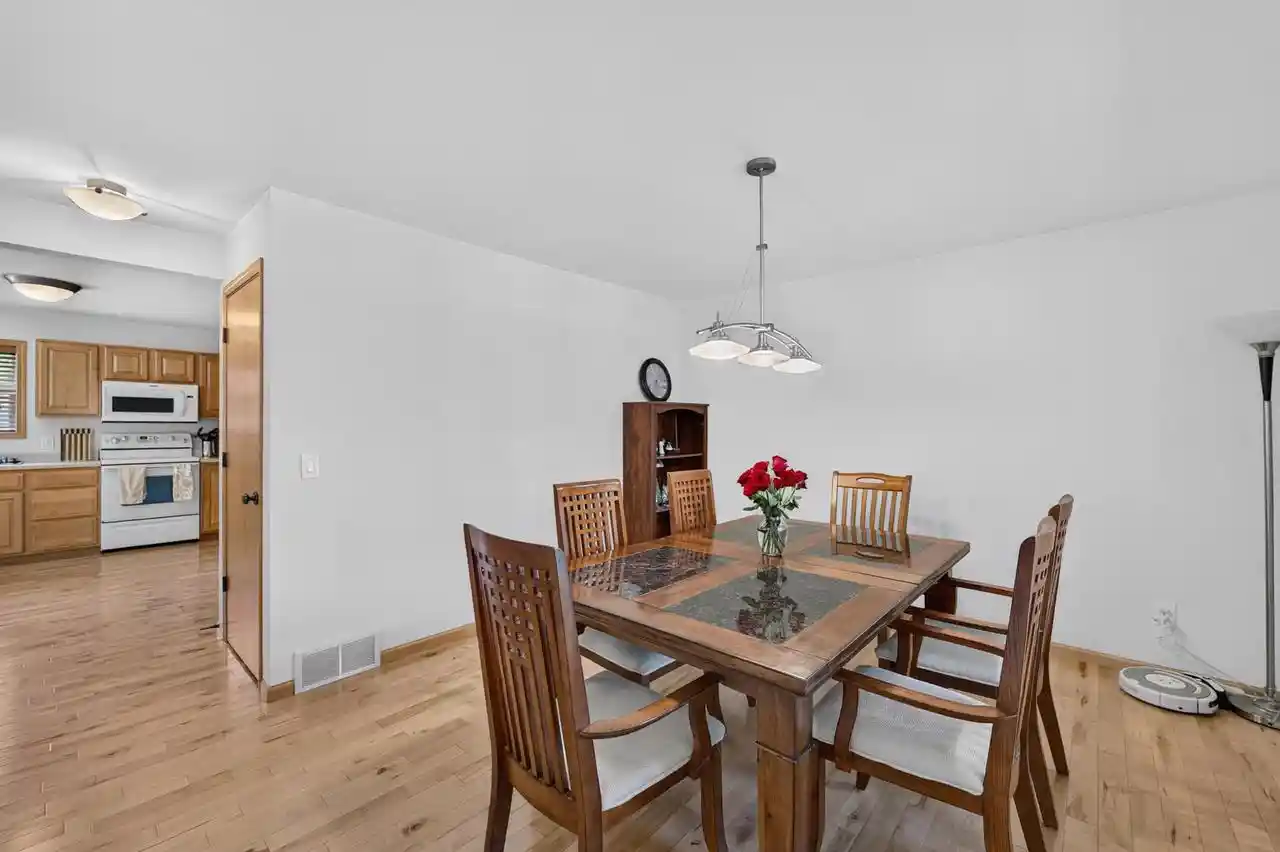 Photo 3 of Single family home for sale at 1305 Dewberry Dr Dr, Madison, WI 53719 | MLS# 2027840 | Listing updated on 2026-09-18