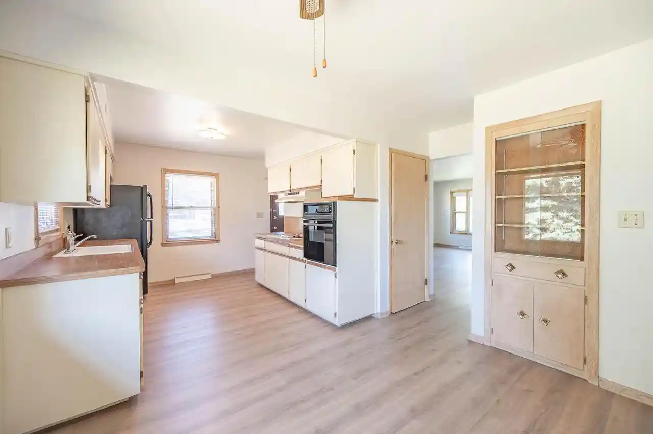 21st image of 4600 W Grange Avenue Avenue, Milwaukee, WI 53220 | MLS# 1971293