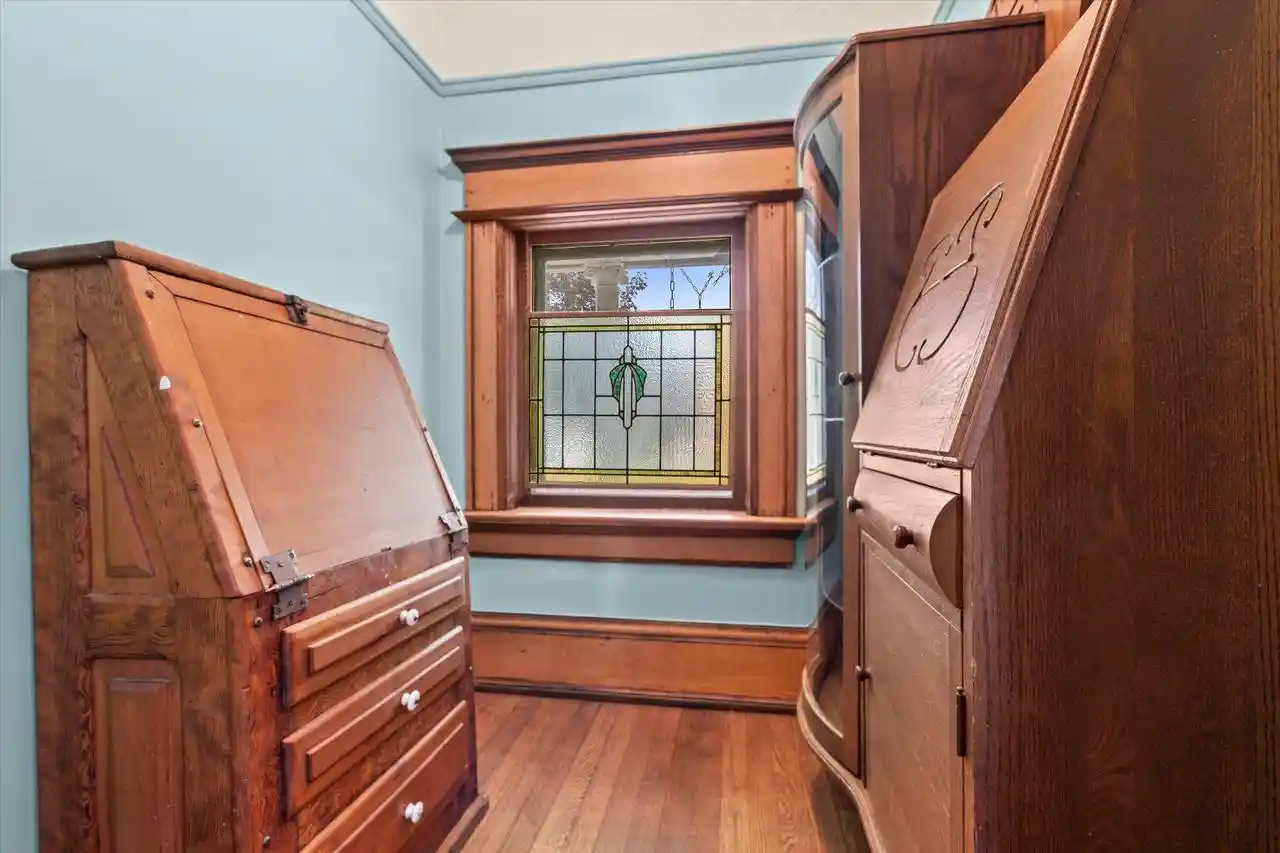 Photo 3 of Single family home for sale at 2712 N Maryland Avenue Avenue, Milwaukee, WI 53211 | MLS# 1971316 | Listing updated on 2026-10-05