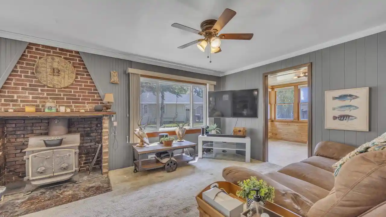 3rd image of N3054 Circle Dr Dr, Cascade, WI 53011 | MLS# 1971338