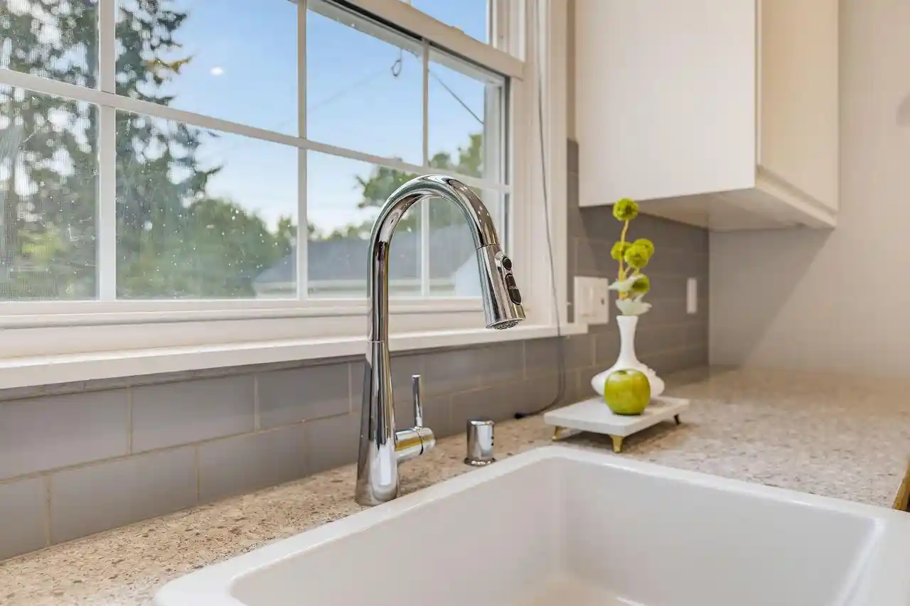 Homes for sale in Whitefish Bay, WI | 4623 N Idlewild Avenue Avenue, Whitefish Bay, WI 53211 | MLS# 1971342