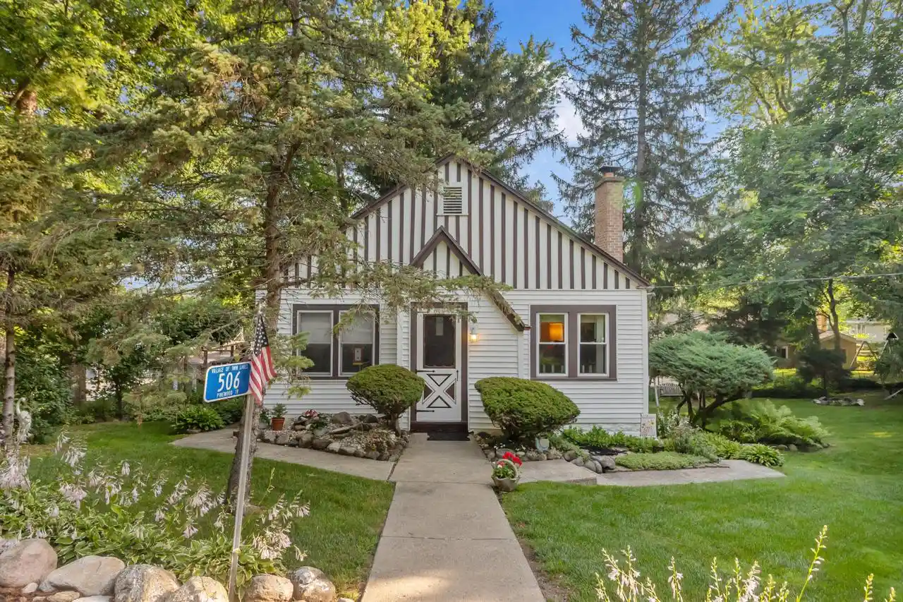 1st image of 506 Pinewood Trace Trace, Twin Lakes, WI 53181 | MLS# 1971348