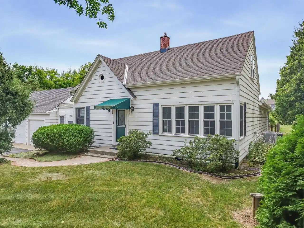 1st image of 11911 N Wauwatosa Road Road, Mequon, WI 53097 | MLS# 1971350