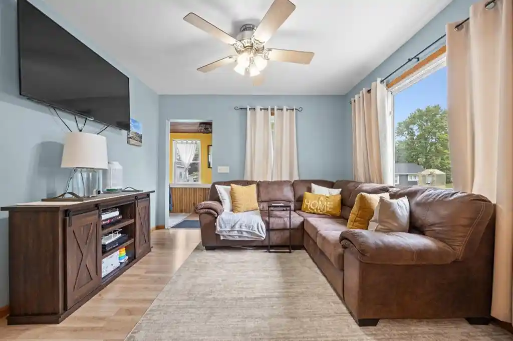 2nd image of 509 Fountain Street Street, Eau Claire, WI 54703 | MLS# 1603148