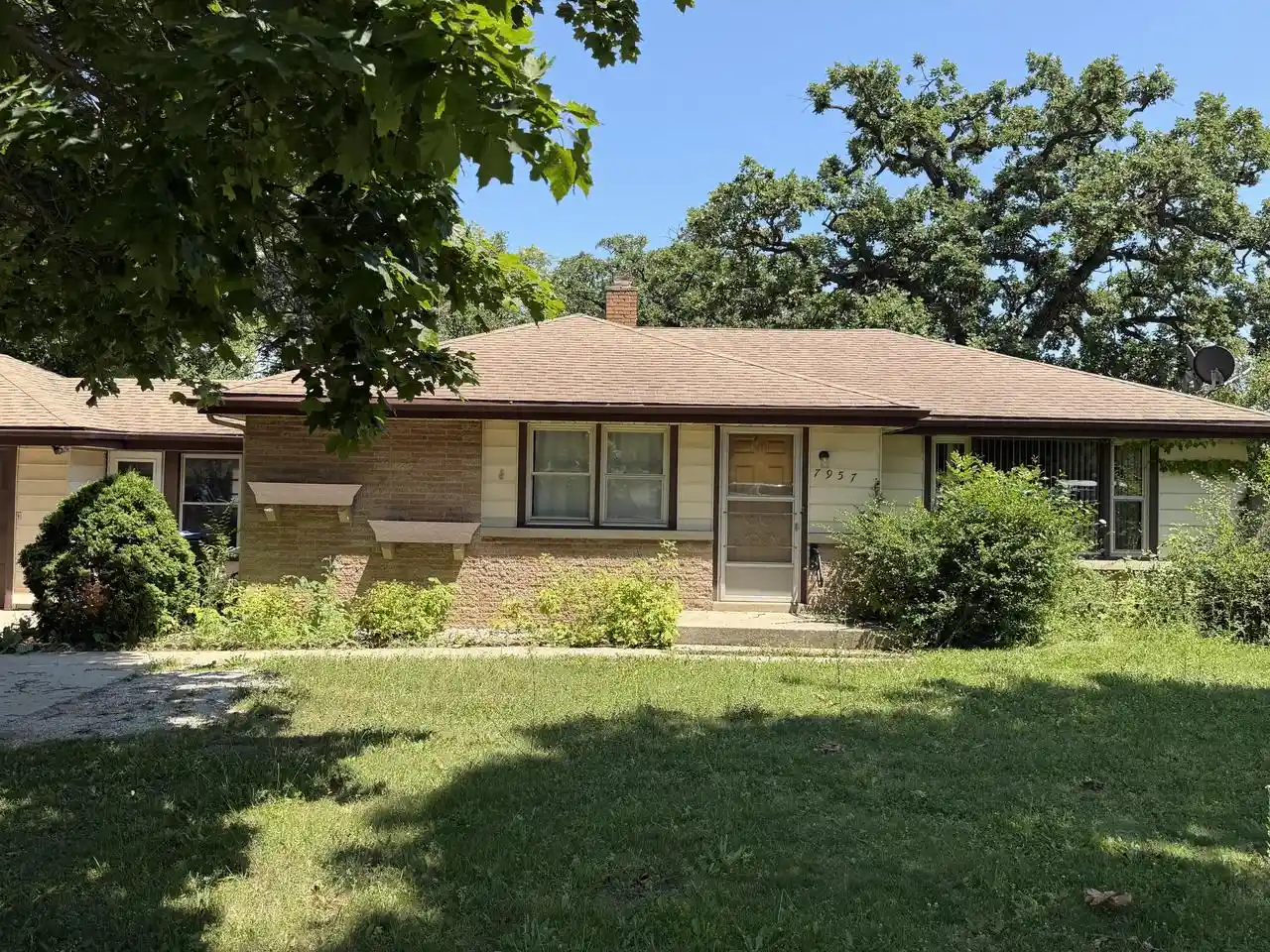 1st image of 7957 Cooper Road Road, Pleasant Prairie, WI 53158 | MLS# 1971382