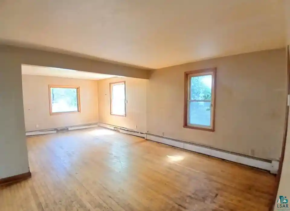 4th image of 1323 Birch Ave Ave, Superior, WI 54880 | MLS# 6126704