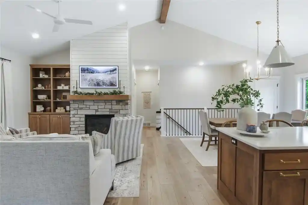 2nd image of 8777 S Cottonwood Circle Circle, Eau Claire, WI 54701 | MLS# 1602741