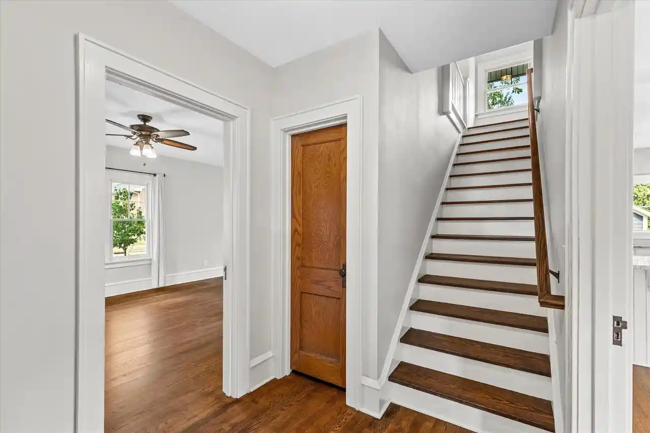 37th image of 102 Woodland Lane Lane, Oconomowoc, WI 53066 | MLS# 1971410