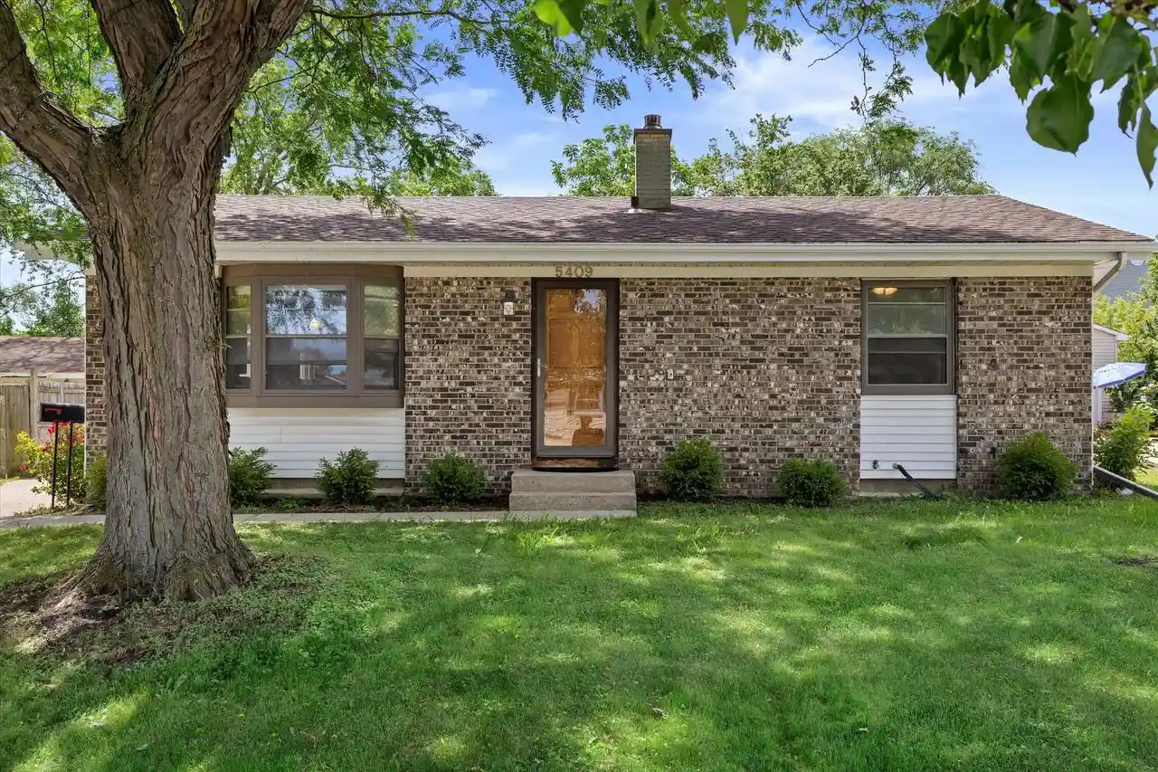 1st image of 5409 58th Street Street, Kenosha, WI 53144 | MLS# 1971414