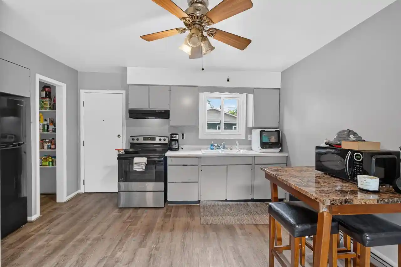 18th image of 2837 Coolidge Street Street, Madison, WI 53704 | MLS# 2027921