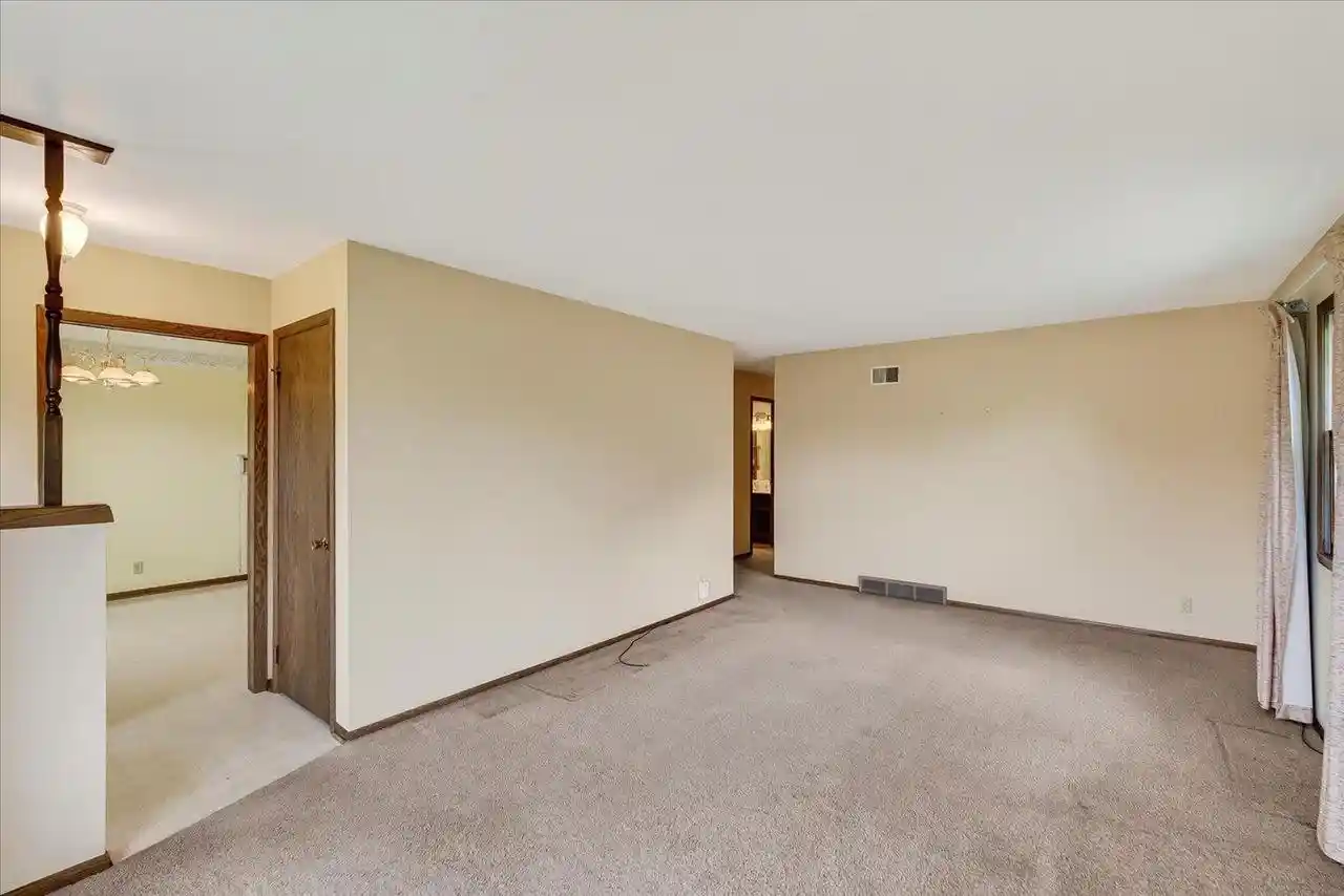 Photo 4 of Sale Pending at 618 Jefferson Street Street, Deforest, WI 53532 | MLS# 2027922 | Listing updated on 2026-08-27
