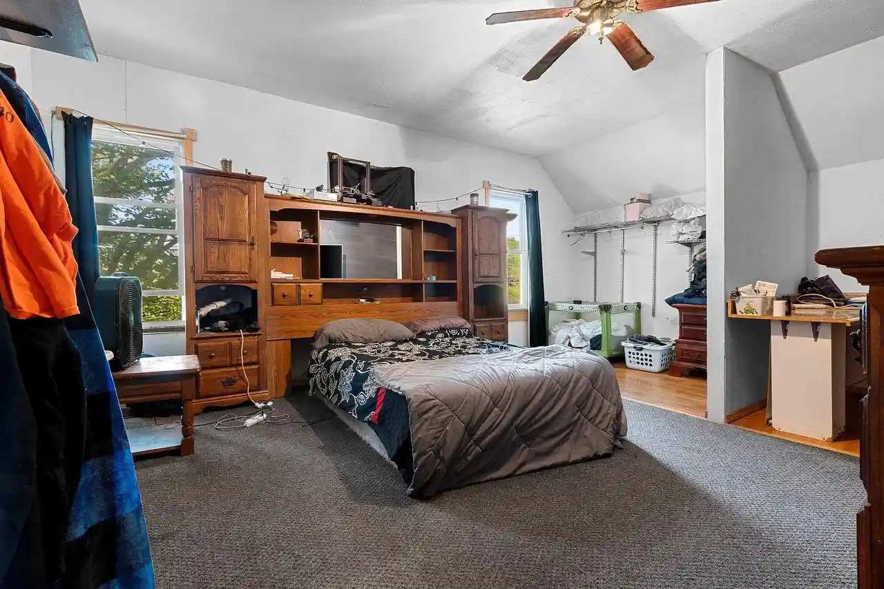 4th image of 2101 Sherman Street Street, Marinette, WI 54143 | MLS# 50328973