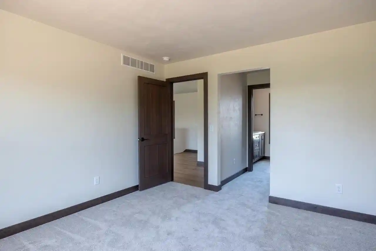 Photo 4 of Single family home for sale at N3964 Deere Dr Dr, Kaukauna, WI 54130 | MLS# 50328977 | Listing updated on 2026-09-18