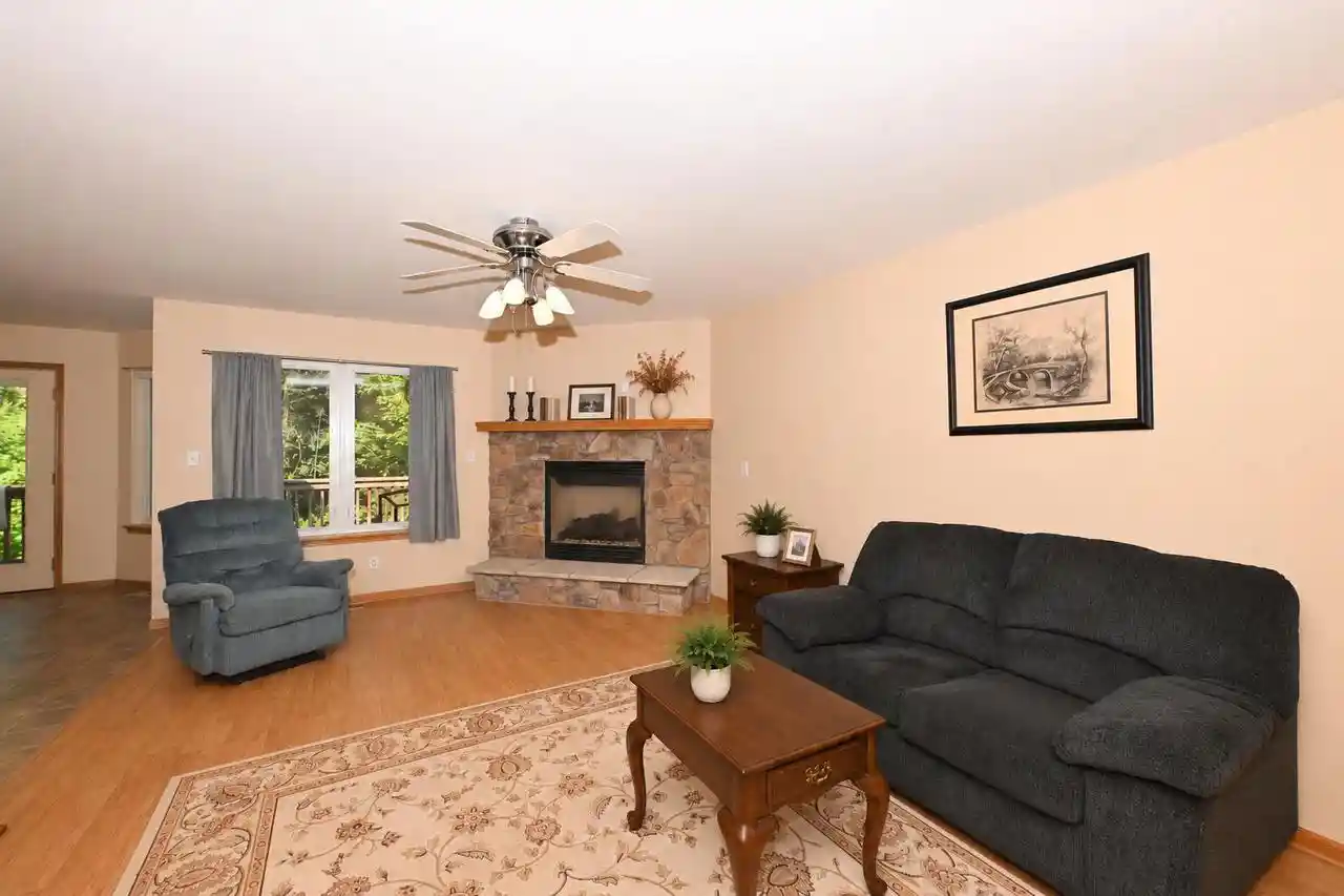36th image of W255s8755 Hi Lo Dr Dr, Mukwonago, WI 53149 | MLS# 1971422