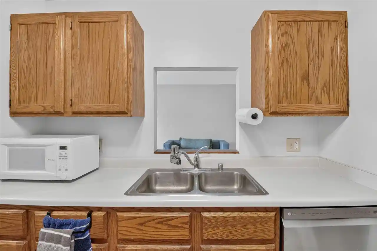 5th image of 2850 Cimarron Trl Trl, Madison, WI 53719