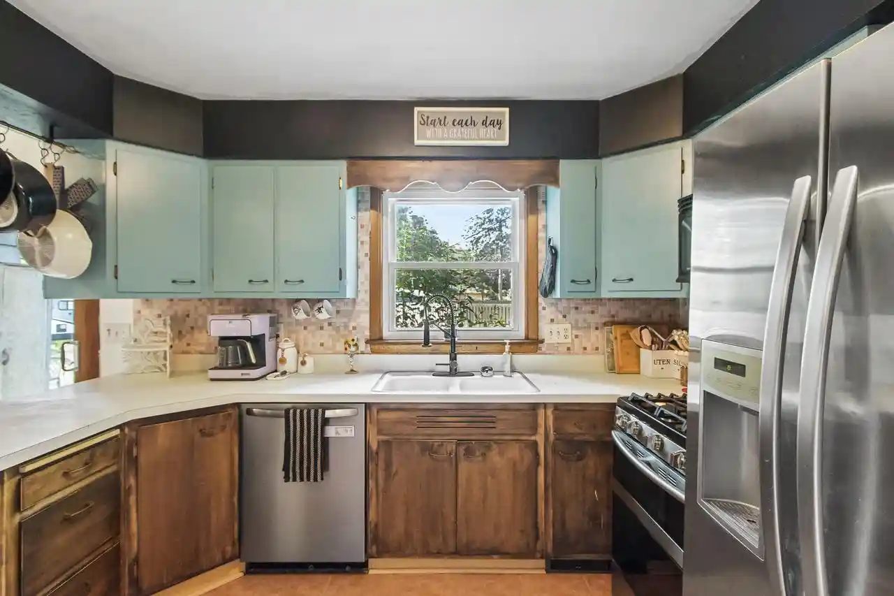 2nd image of 1840 Vista Dr Dr, Beloit, WI 53511 | MLS# 2027942