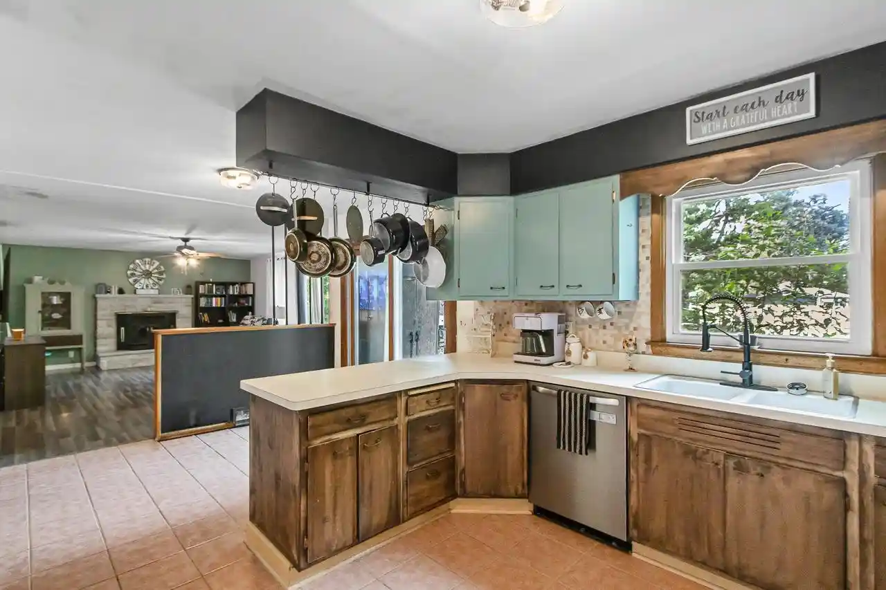 62nd image of 1840 Vista Dr Dr, Beloit, WI 53511 | MLS# 2027942