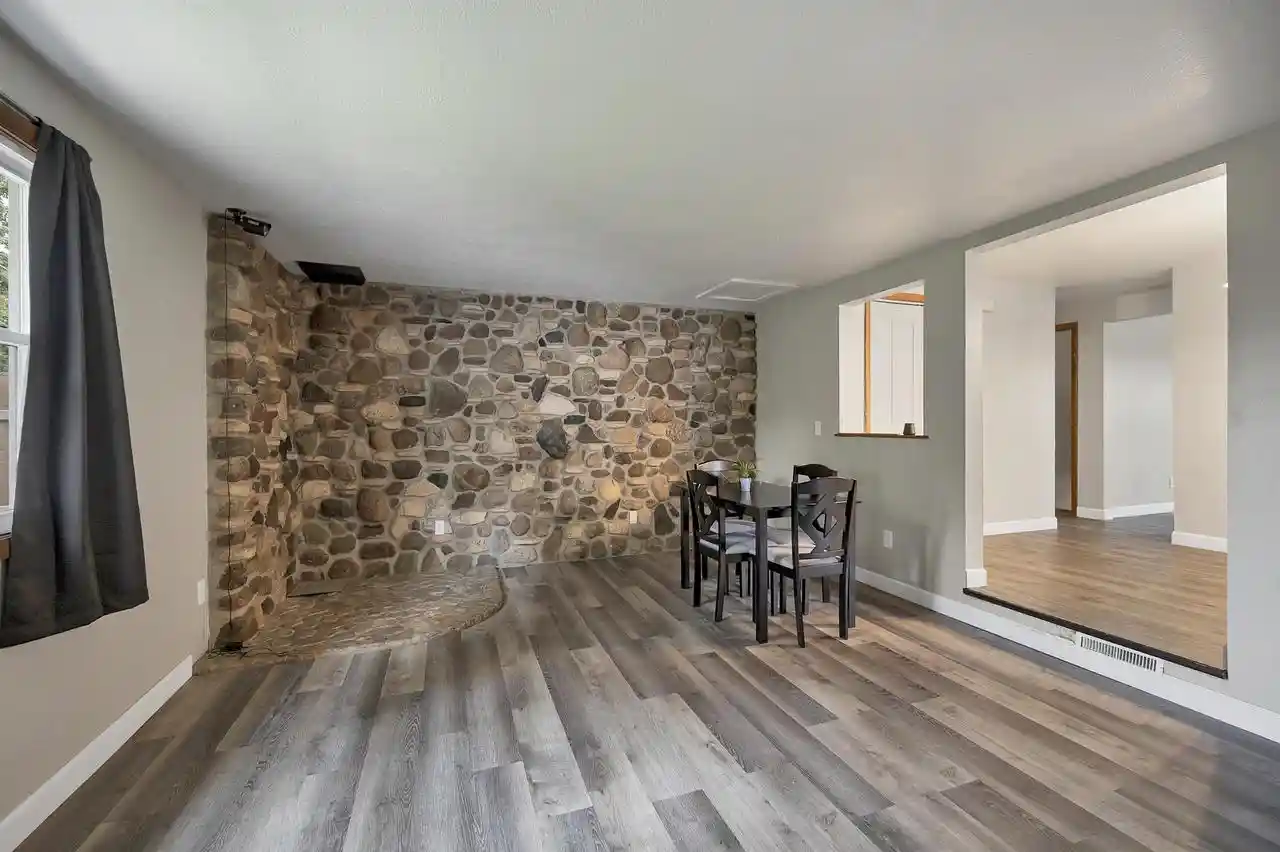 3rd image of 242 N Taylor Street Street, Green Bay, WI 54303 | MLS# 50329017