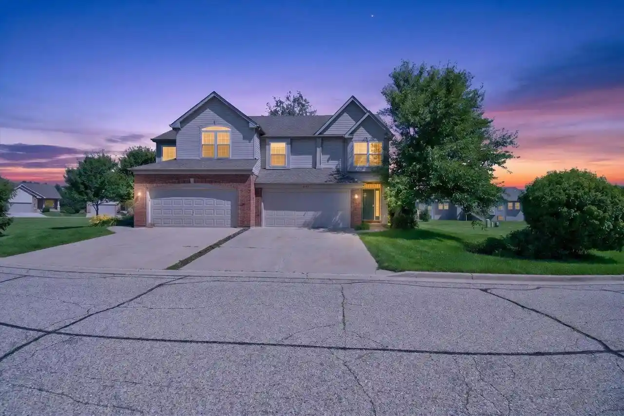 Homes for sale in South Beloit, IL | 6582 Kristines Way Way, South Beloit, IL 61080 | MLS# 2027946