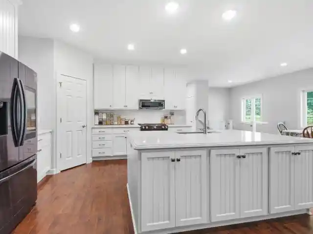 Photo 4 of Sale Pending at 3205 W Mcmillan Street Street, Marshfield, WI 54449 | MLS# 22603252 | Listing updated on 2026-09-08