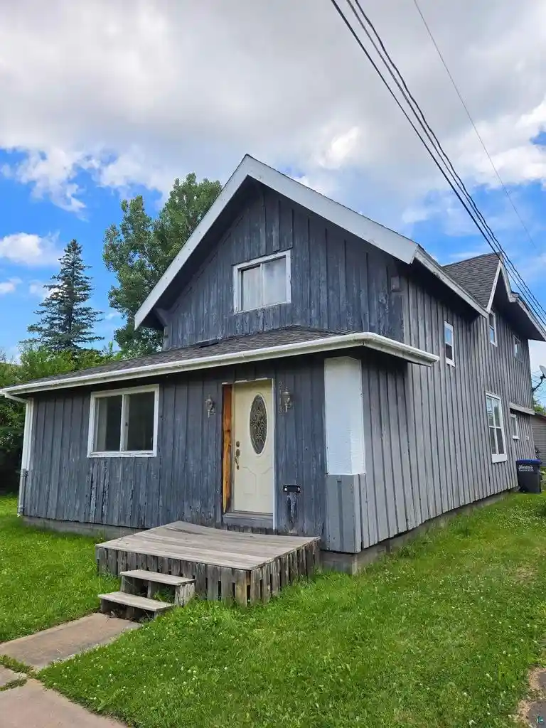 1st image of 2110 Ohio Ave Ave, Superior, WI 54880 | MLS# 6126718