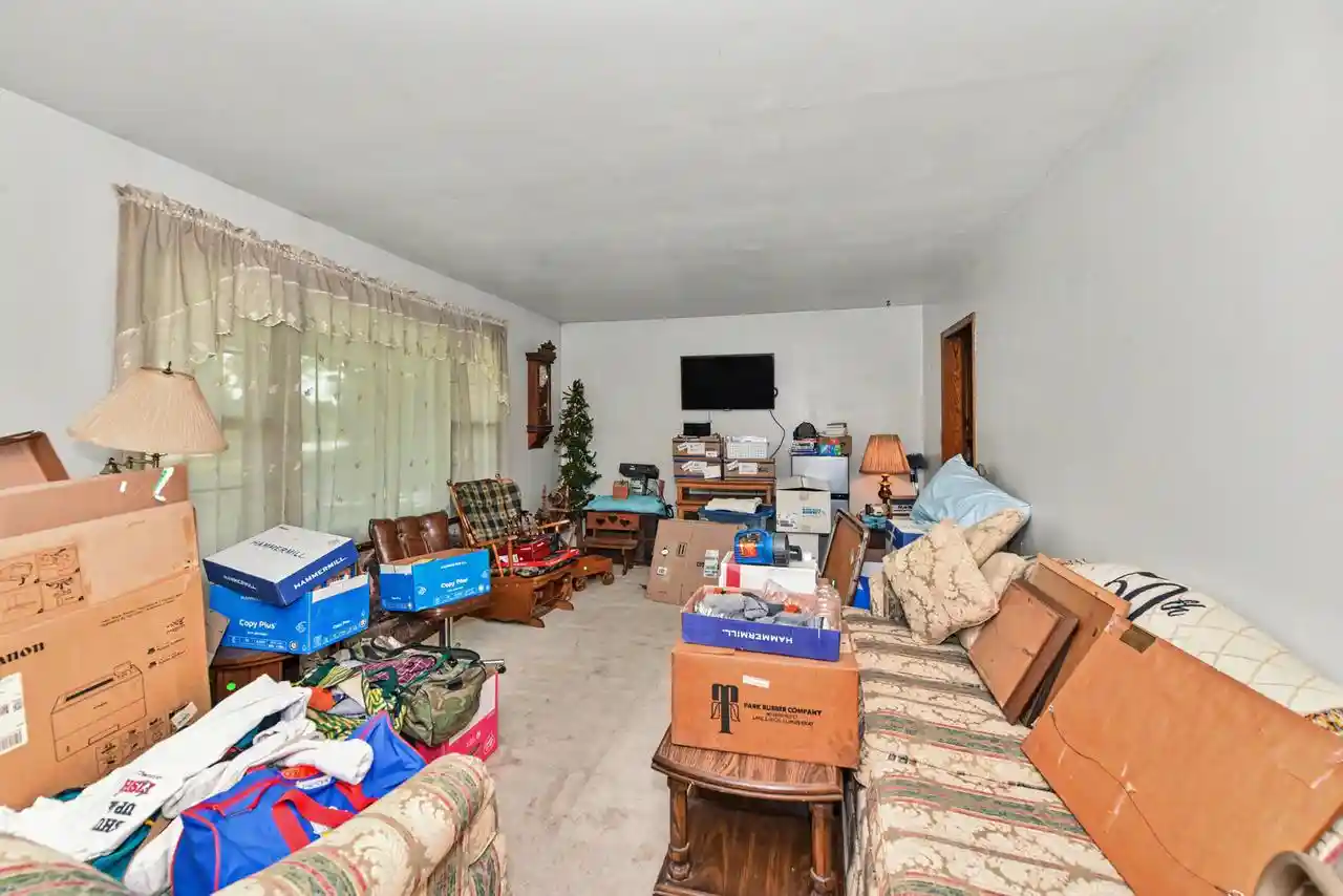 Homes for sale in Cedarburg, WI | 11927 Western Avenue Avenue, Cedarburg, WI 53012 | MLS# 1971484