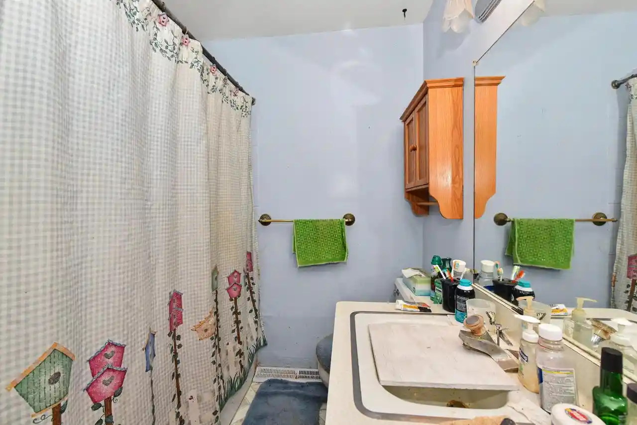 Homes for sale in Cedarburg, WI | 11927 Western Avenue Avenue, Cedarburg, WI 53012 | MLS# 1971484