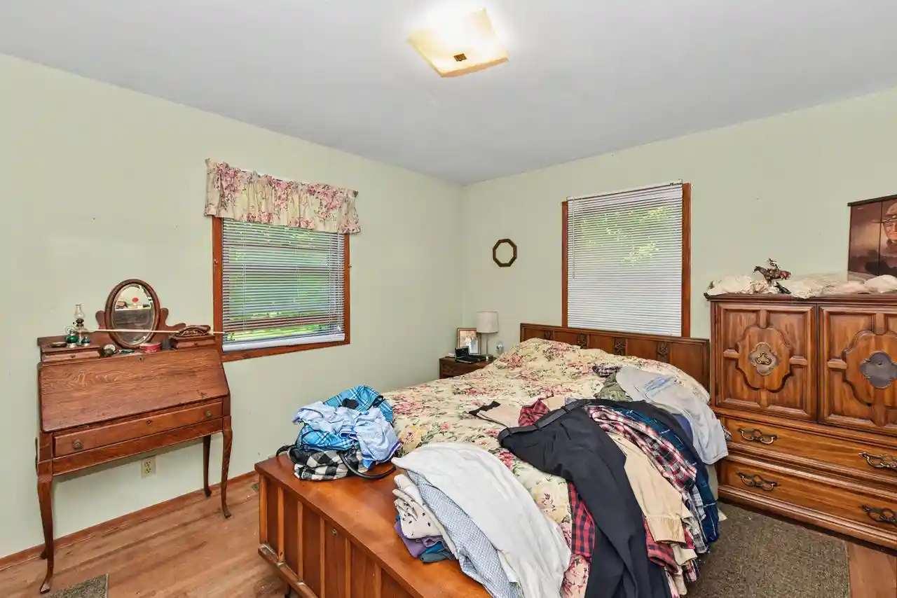 Homes for sale in Cedarburg, WI | 11927 Western Avenue Avenue, Cedarburg, WI 53012 | MLS# 1971484