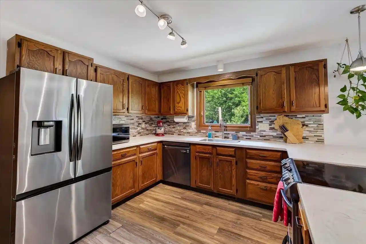 3rd image of 2705 Whitlock Road Road, Madison, WI 53719 | MLS# 2027963