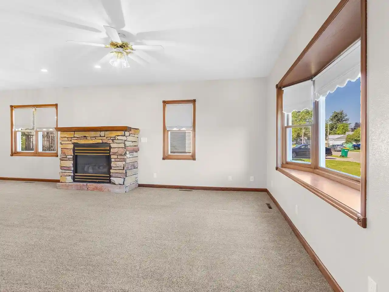 Photo 2 of Single family home for sale at 1831 Dunlap Avenue Avenue, Marinette, WI 54143 | MLS# 50329038 | Listing updated on 2026-09-24
