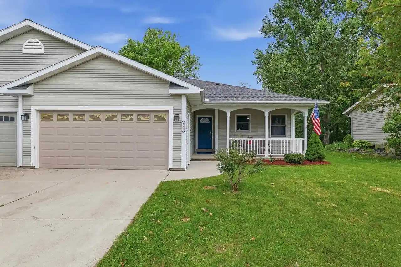 1st image of 799 Stone Ridge Dr Dr, Mosinee, WI 54455 | MLS# 22603264