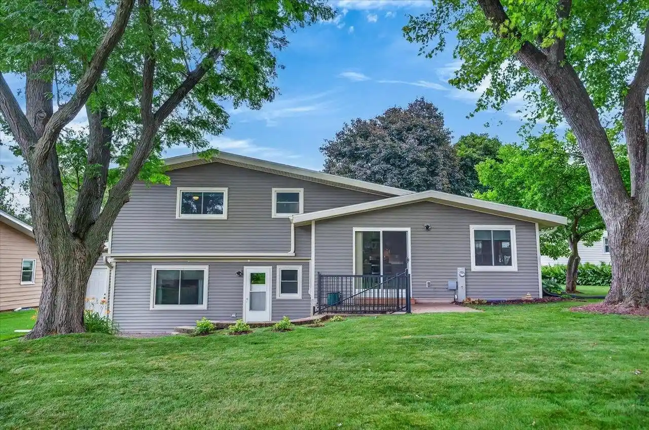 44th image of 110 Twin Lane Lane, Beaver Dam, WI 53916 | MLS# 2027966