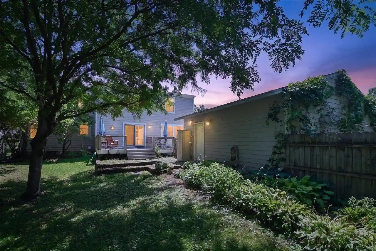4th image of 6 S Meadow Lane Lane, Madison, WI 53705 | MLS# 2027972