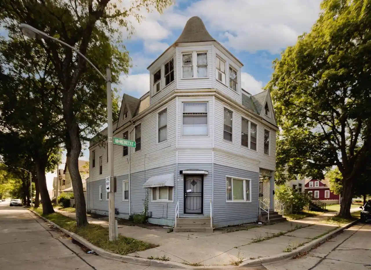 Photo 1 of Multi family home for sale at 1801 W Meinecke Avenue Avenue, Milwaukee, WI 53206 | MLS# 1971507 | Listing updated on 2026-09-08