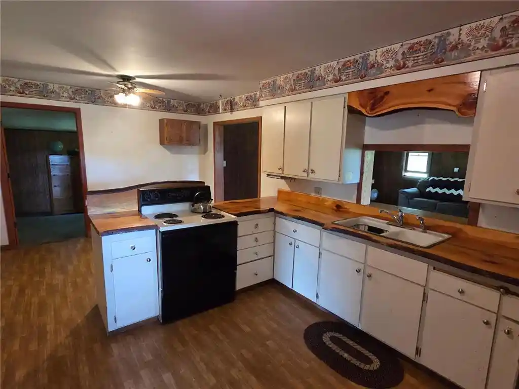 2nd image of 995 16th Street Street, Barron, WI 54812 | MLS# 7109092