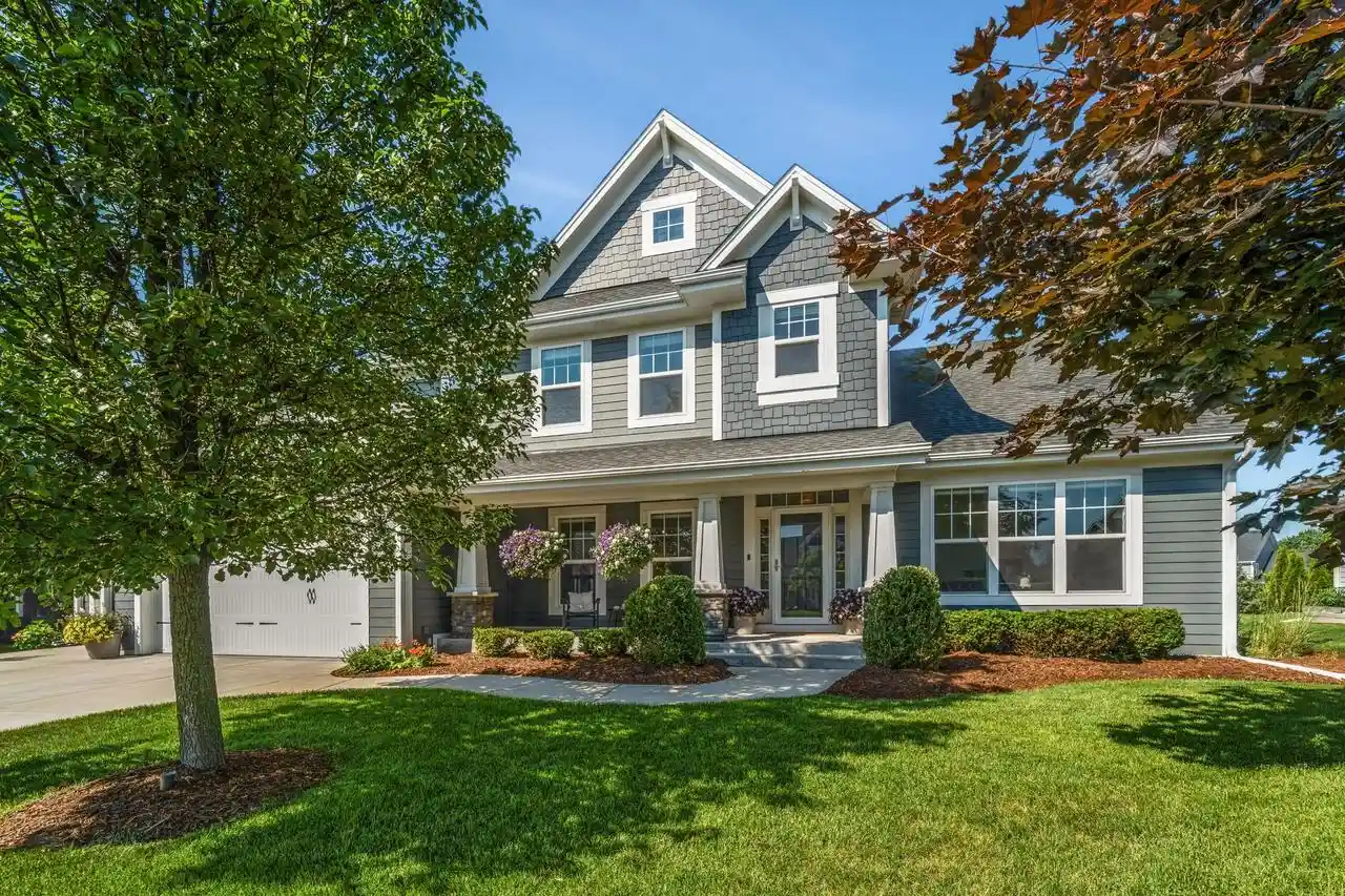 1st image of W79n423 Ridgeway Lane Lane, Cedarburg, WI 53012 | MLS# 1971542