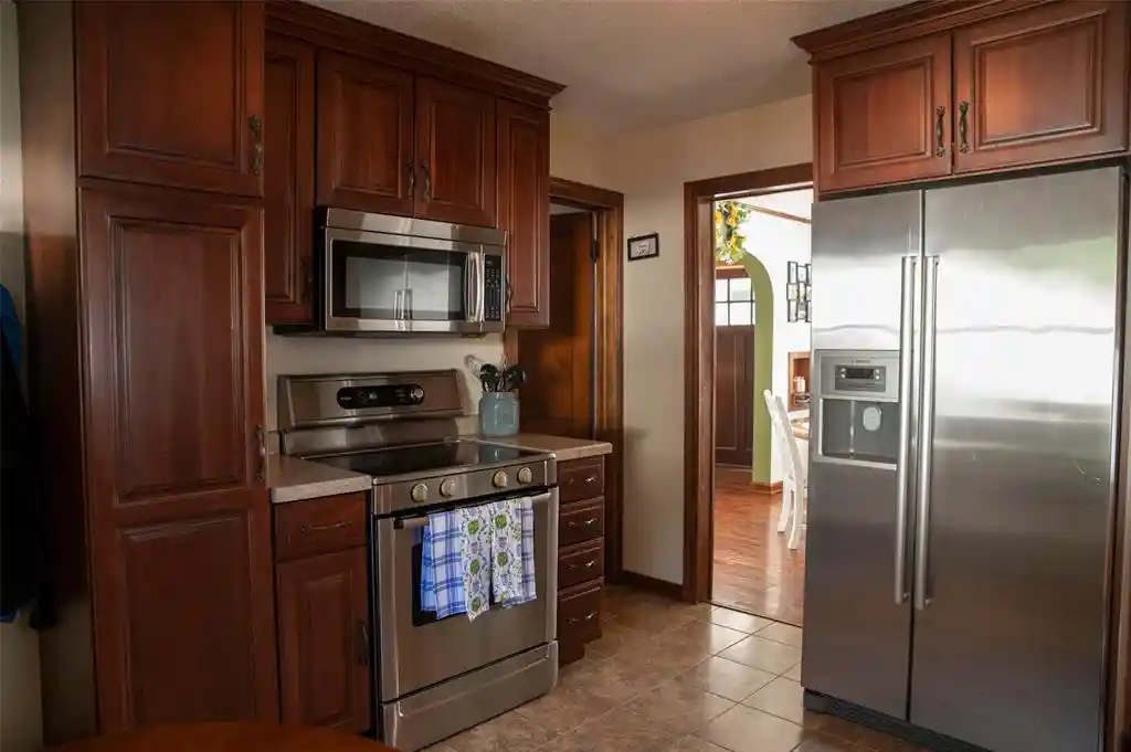image of 2531 6th Street Street, Eau Claire, WI 54703 | MLS# 1603154
