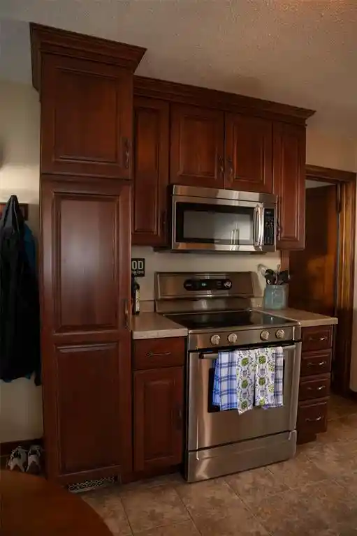 image of 2531 6th Street Street, Eau Claire, WI 54703 | MLS# 1603154