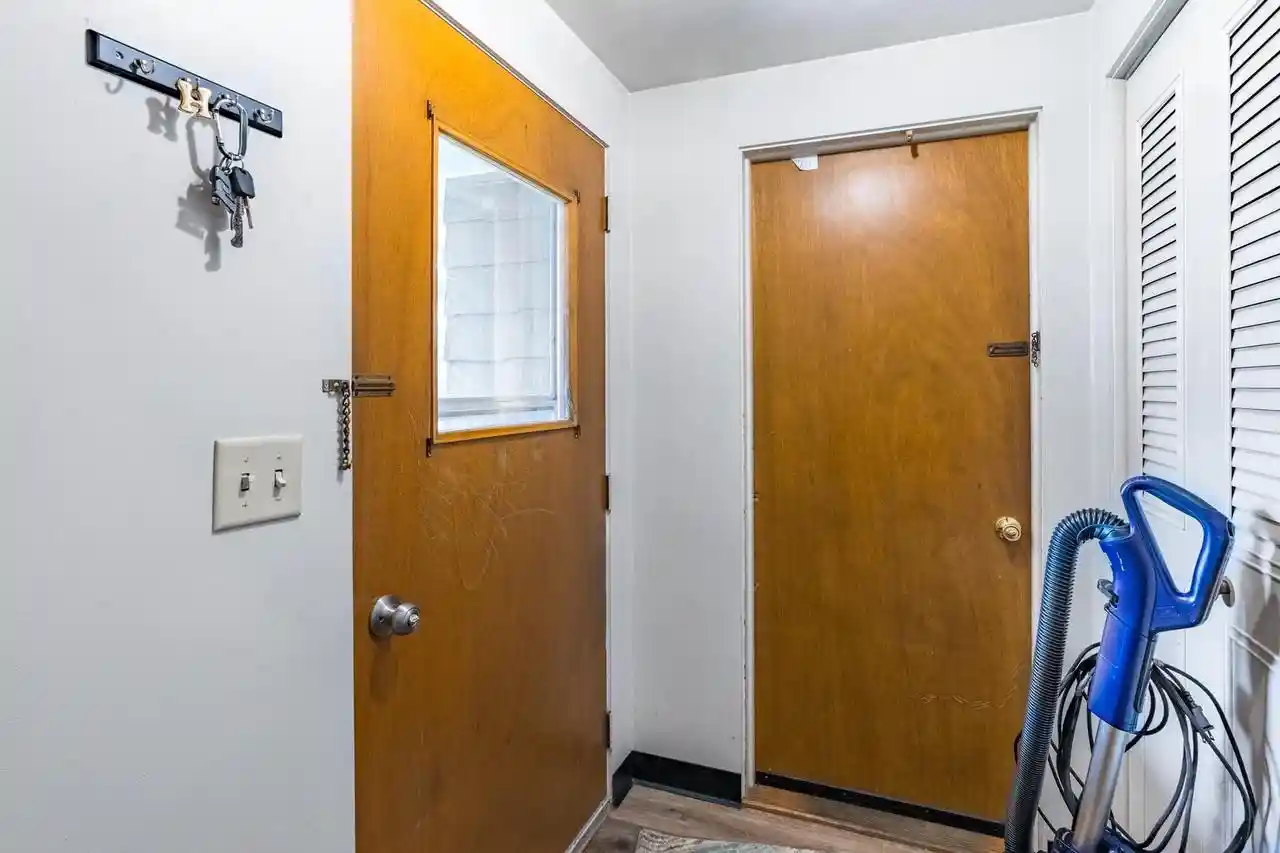 3rd image of 4106-4108 N 6Th Street Street, Wausau, WI 54403 | MLS# 22603273