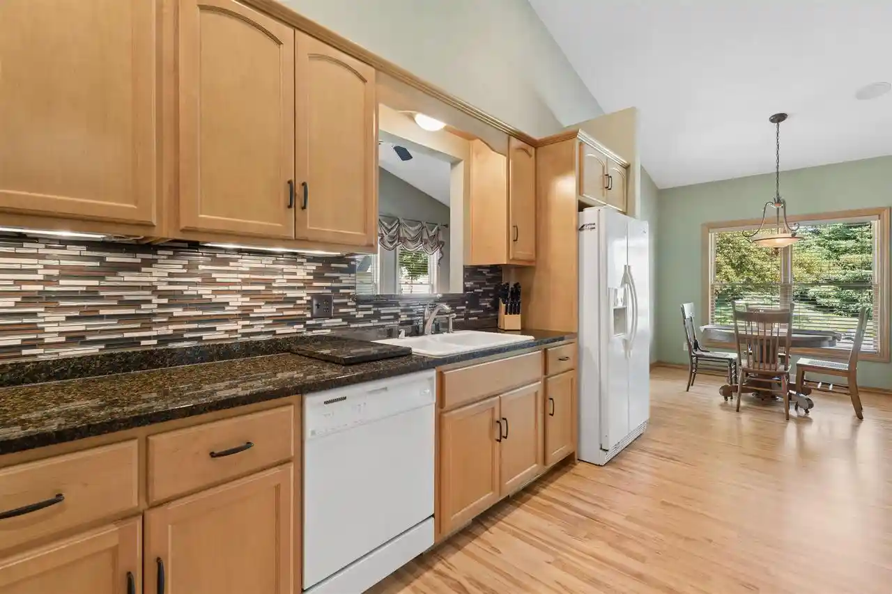 2nd image of 3831 N Wayside Lane Lane, Appleton, WI 54913 | MLS# 50329057
