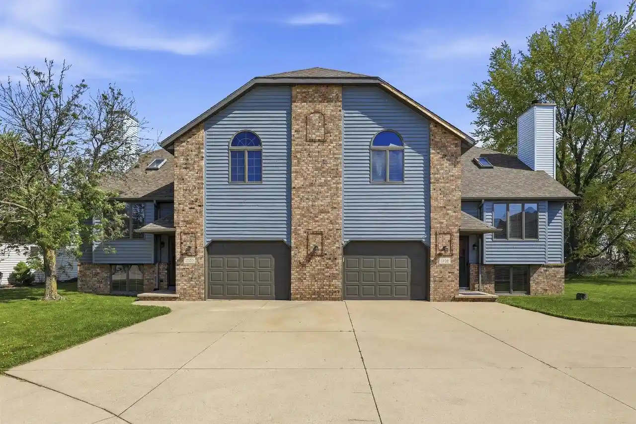 1st image of 1700 E Tracia Lane Lane, Appleton, WI 54911 | MLS# 50329050
