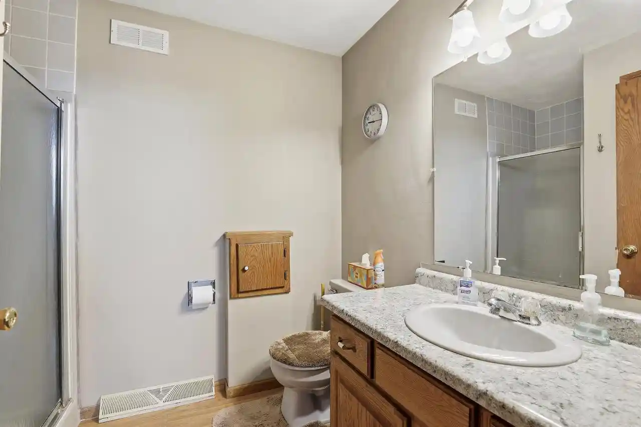 4th image of 1700 E Tracia Lane Lane, Appleton, WI 54911 | MLS# 50329050